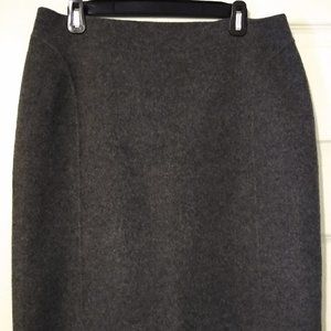 SOLD on XPost EUC Talbots Gray Wool Skirt
